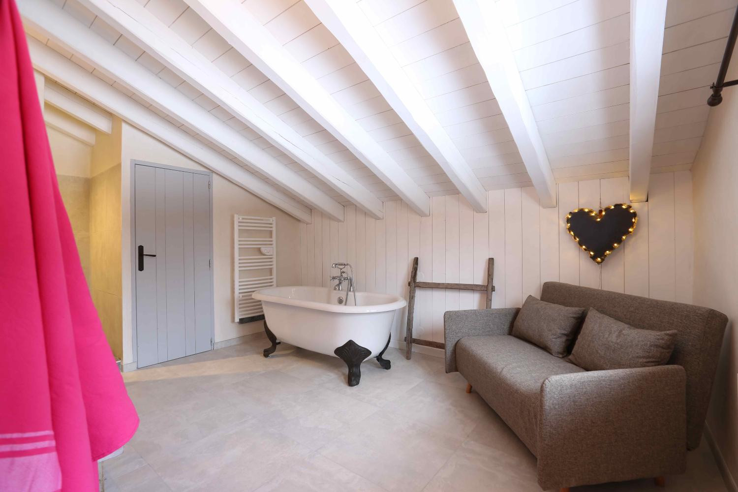 55bceb18-54cd-4377-b438-f9280f2cf5d0-1451920