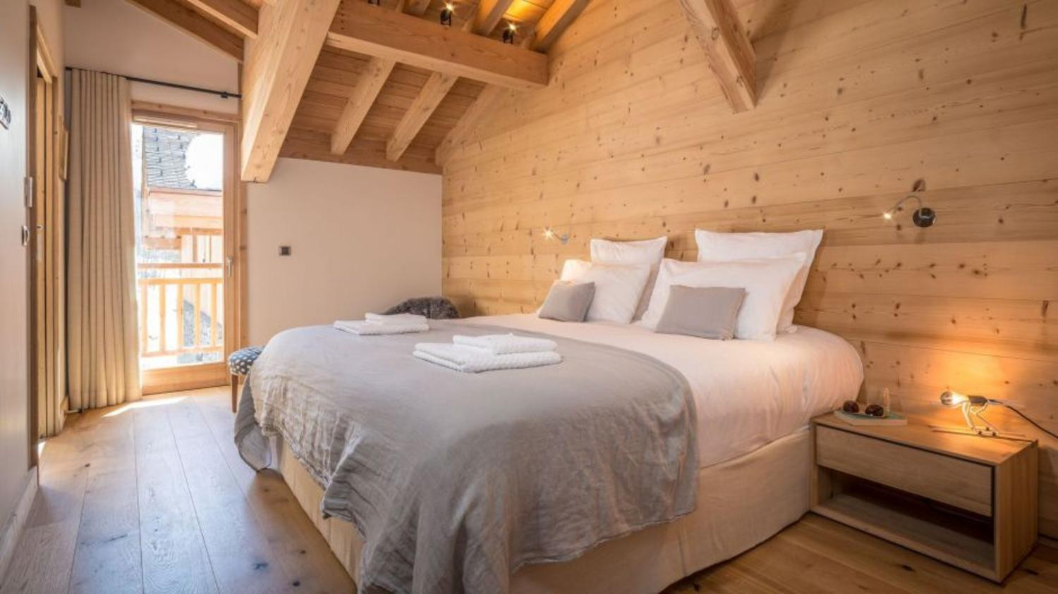 5907832-chalet-chanterella-bedroom-1267211