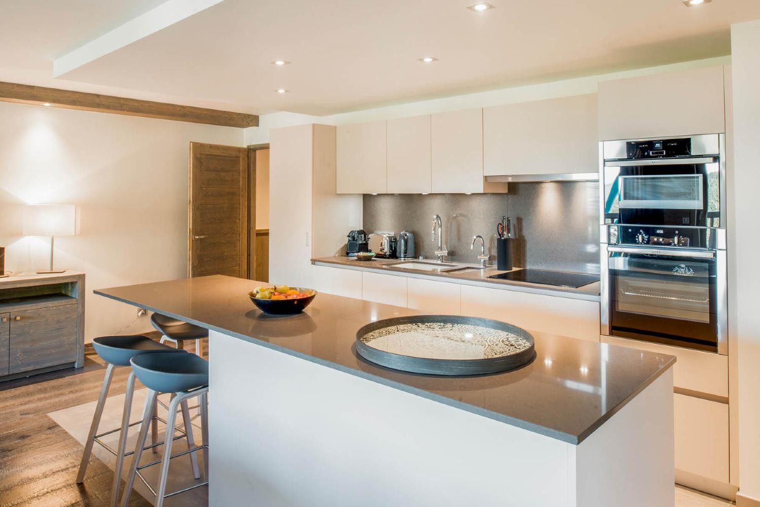 5mammoth-lodge-d0220-1147735 5mammoth-lodge-d0220-1147735