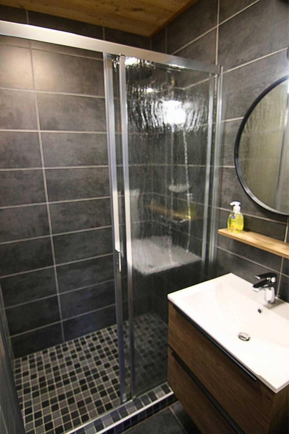 6-pom-de-pin-badkamer-scalewidthwzeymdbd-1466670 6-pom-de-pin-badkamer-scalewidthwzeymdbd-1466670