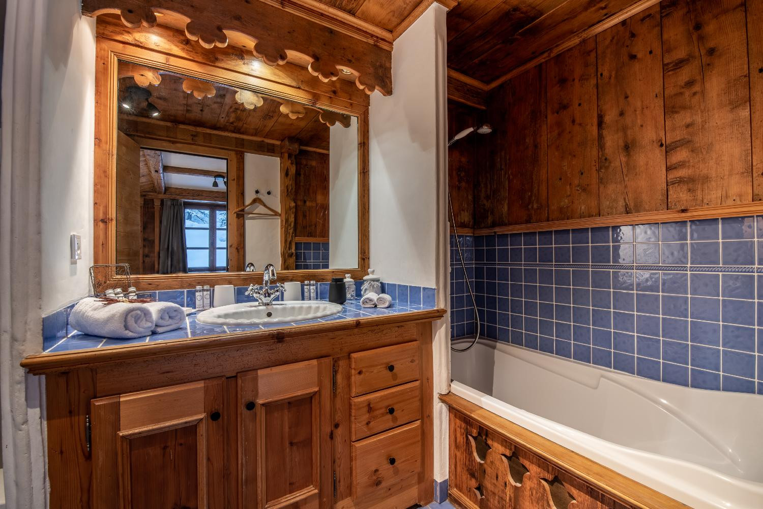 6626633e-042b-4790-bac3-46b386cdb0ec-1451235 6626633e-042b-4790-bac3-46b386cdb0ec-1451235