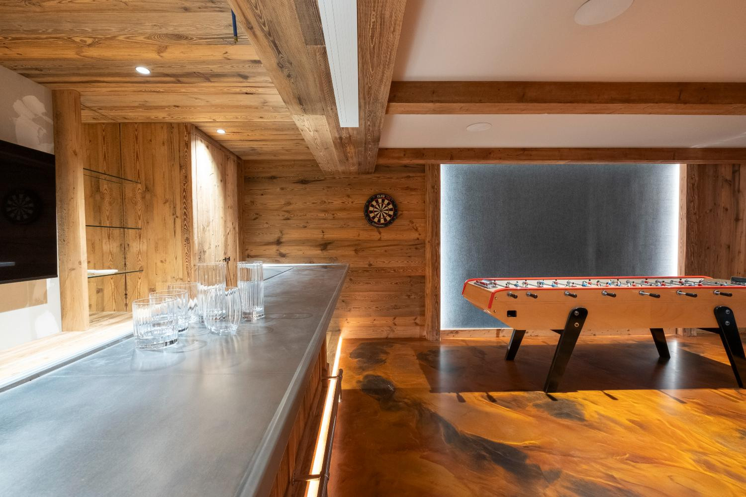 66fb7c06-9424-42a6-bac6-277a3875f11e-1450915