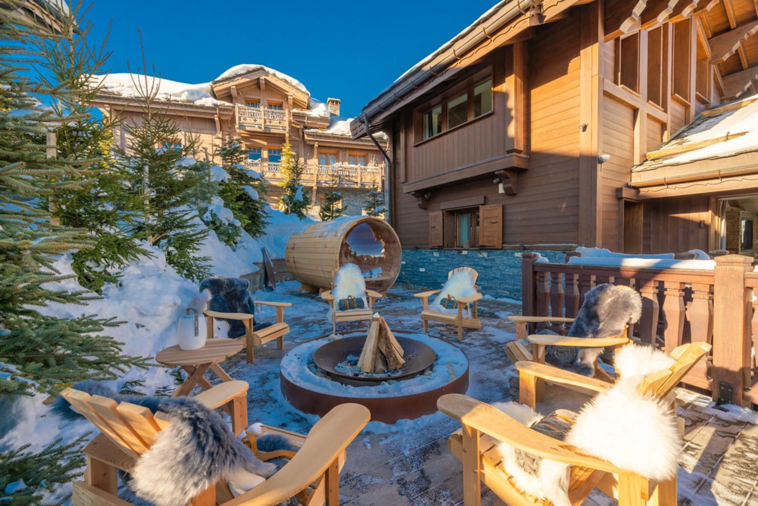 683ef9a3-bc04-40e0-9fc5-3b8683771c75-1451320