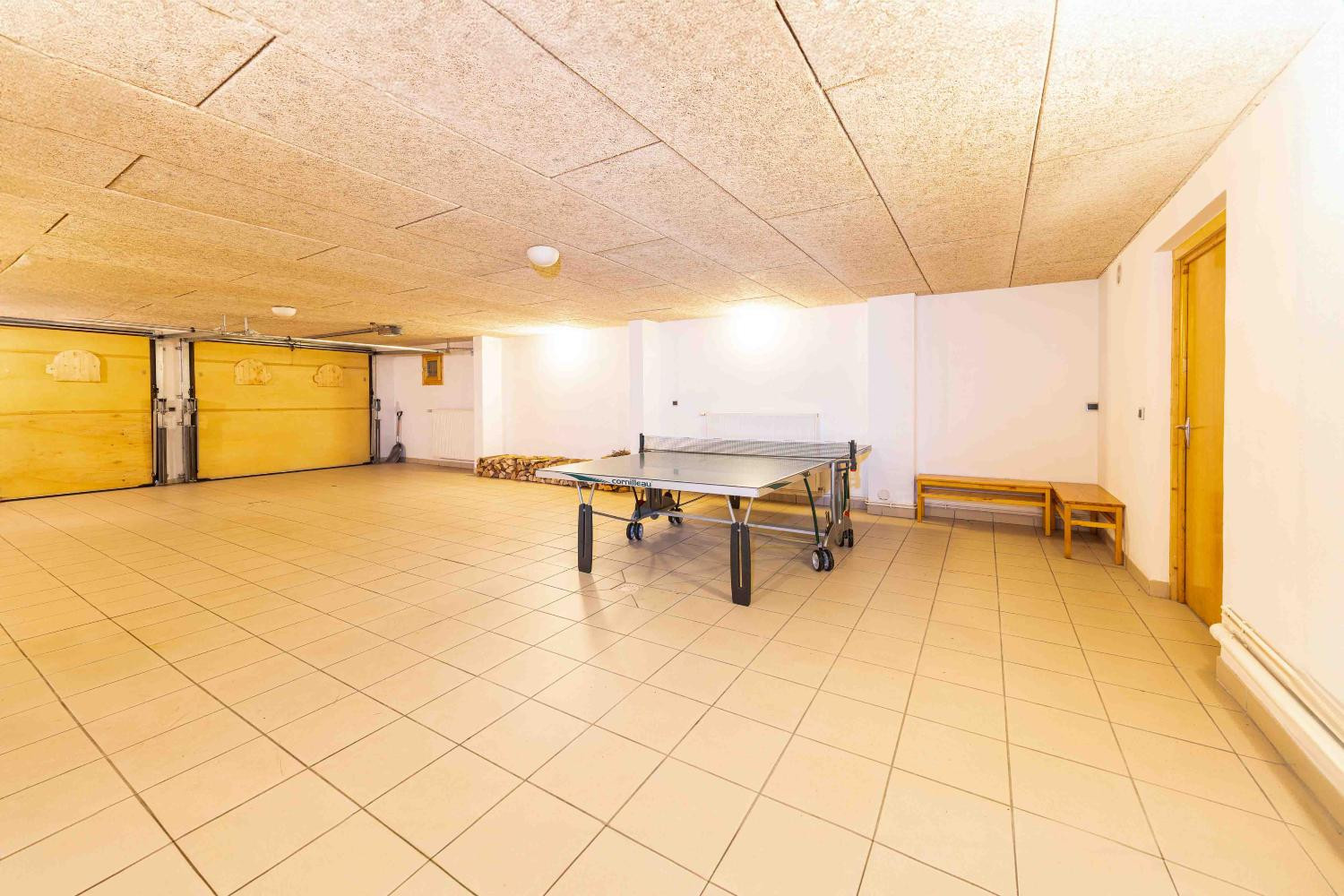 778f4873-87e5-4b40-b57f-2d503e2263ee-1451559