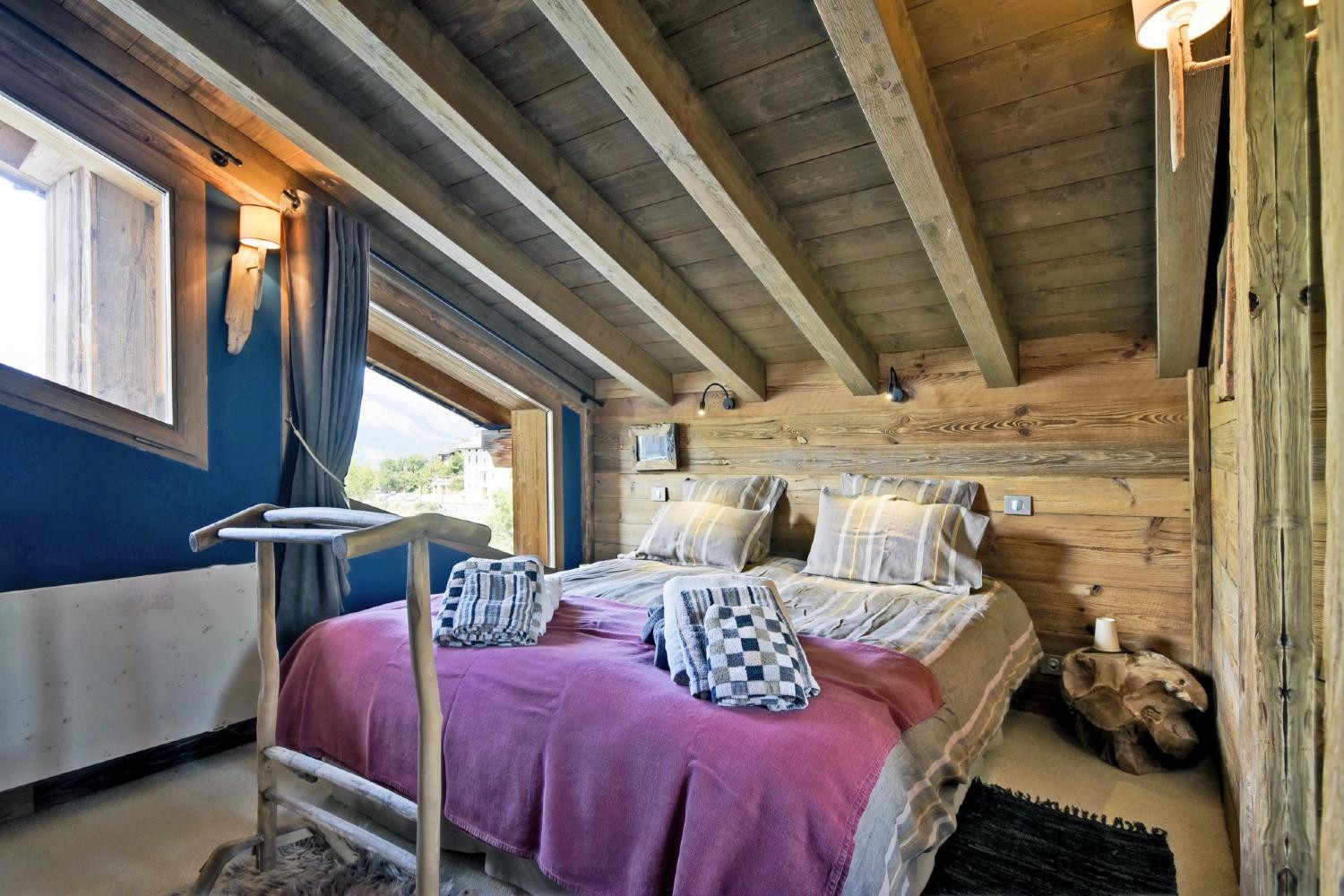 7e9593ed-d3ff-4e0c-8764-5fed7e744183-1451153