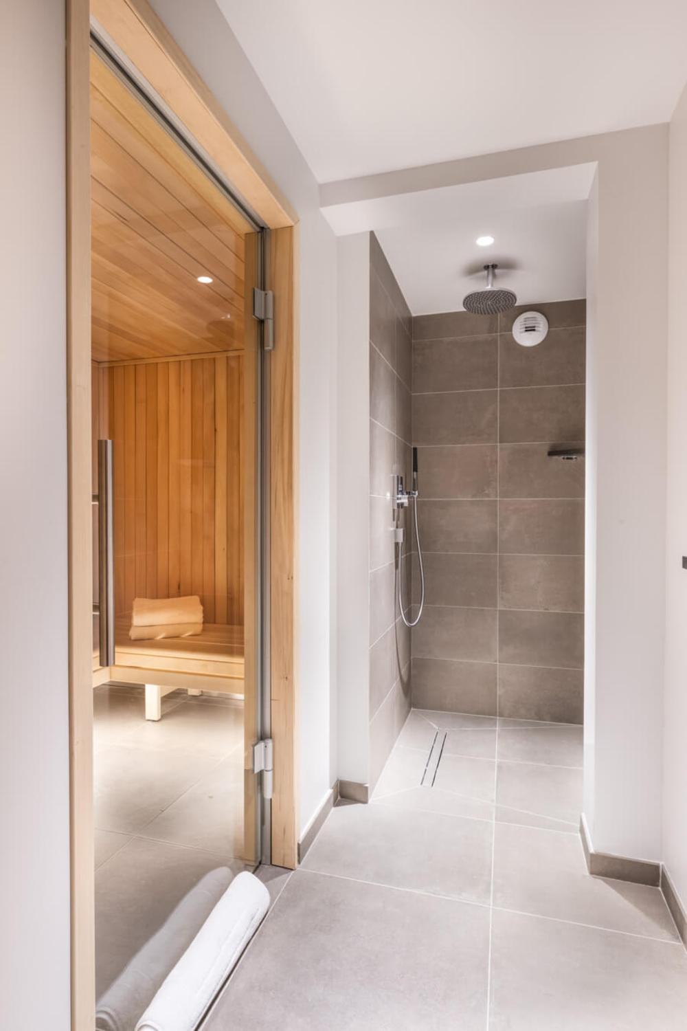 7kangto-provisoires-falcon-meribel-philippe-gal-h21-057-799512 7kangto-provisoires-falcon-meribel-philippe-gal-h21-057-799512