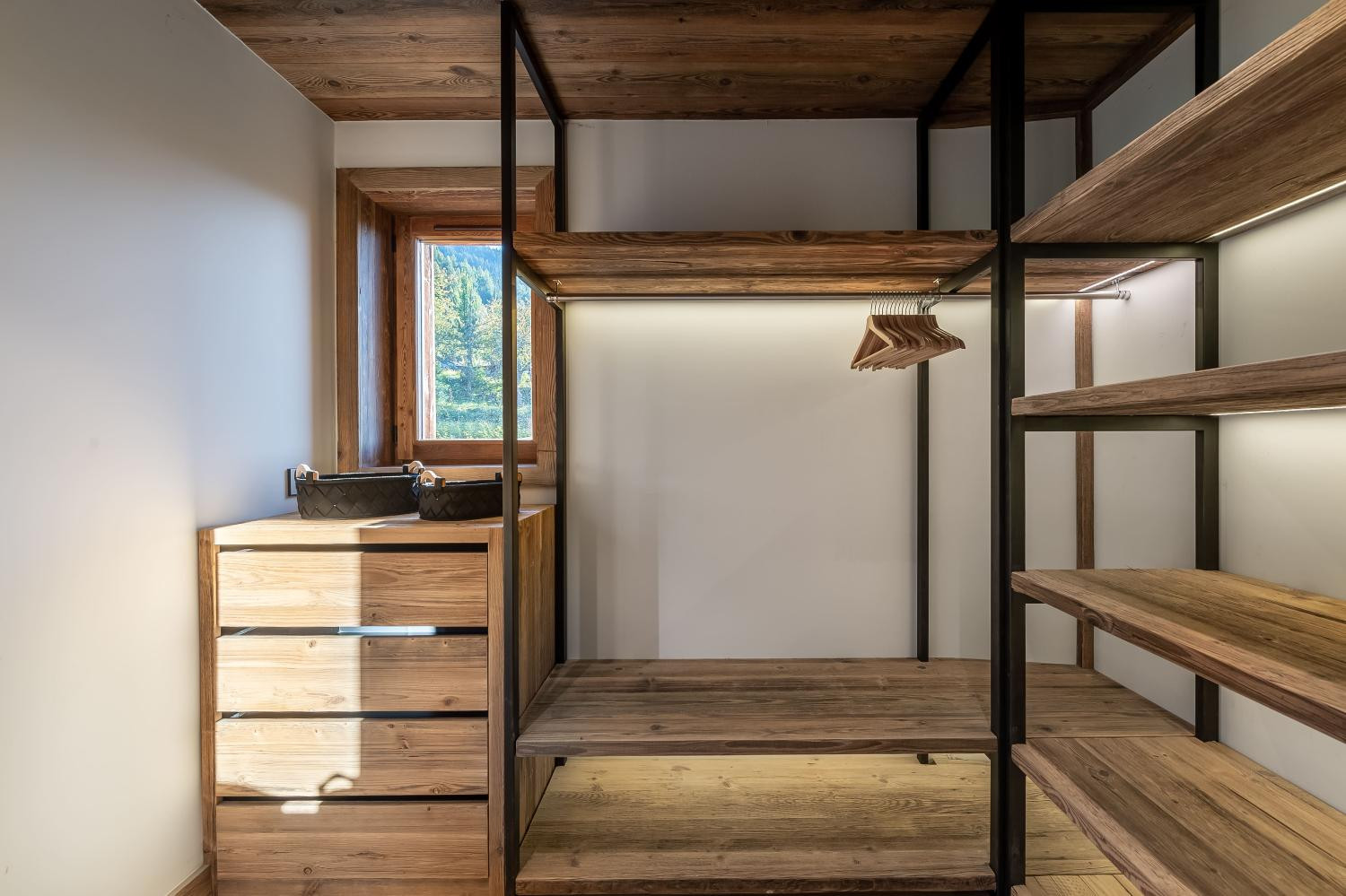 80050a02-fcf7-4a64-98bd-8b75d8365976-1451499 80050a02-fcf7-4a64-98bd-8b75d8365976-1451499