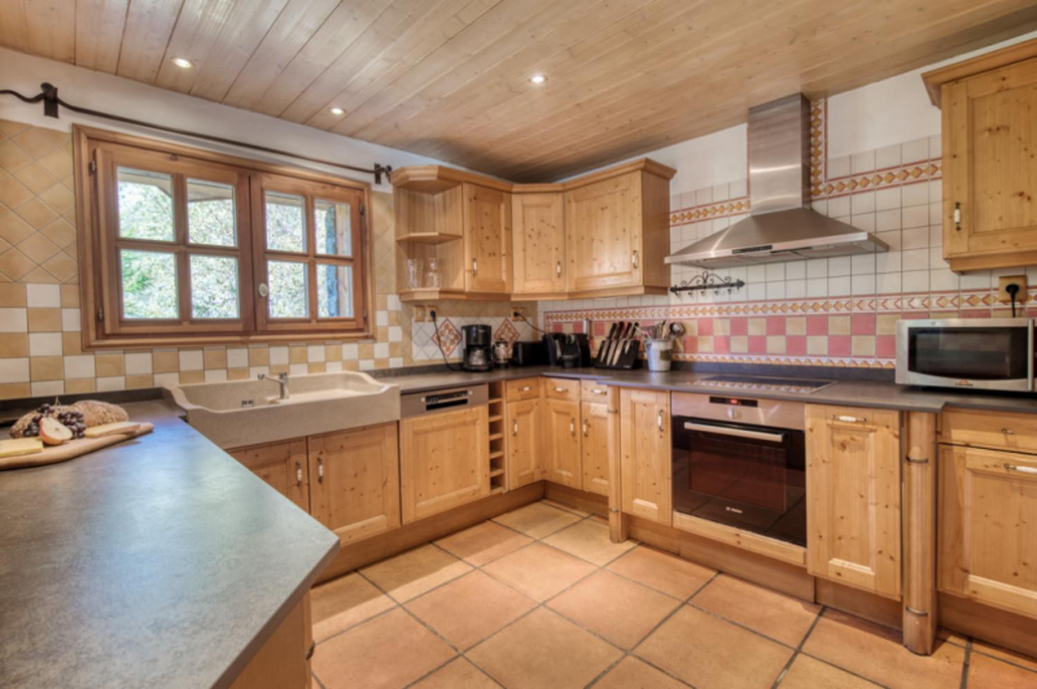 800x600-25-2973899-1266996