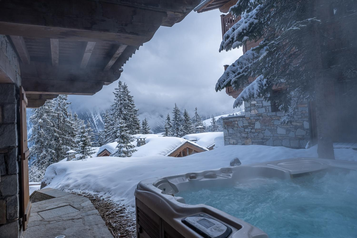 805d0502-23be-4ba1-be5f-9b15e7672179-1451728