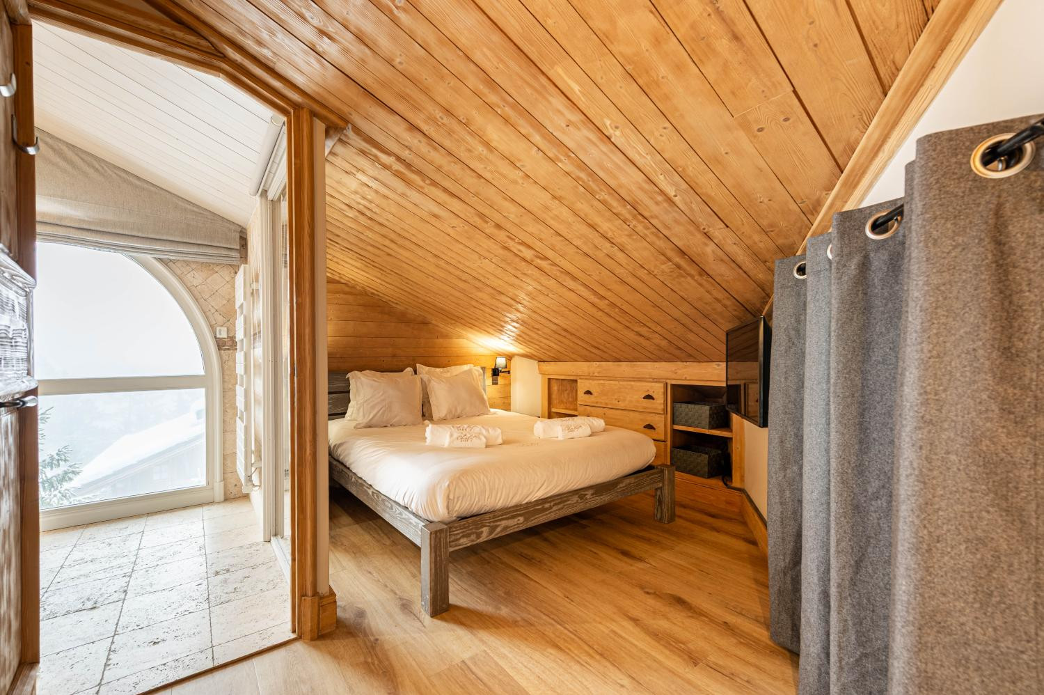 86699613-31ae-4ec5-a45f-25fd89ca73ee-1451649