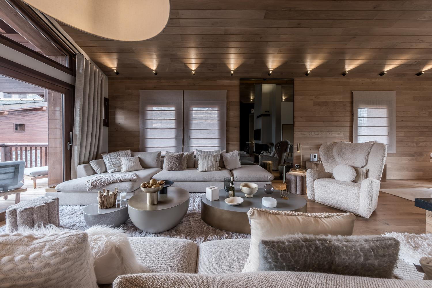 89dd1e69-b1dd-4fe9-b23d-b5a66828b60e-1451337