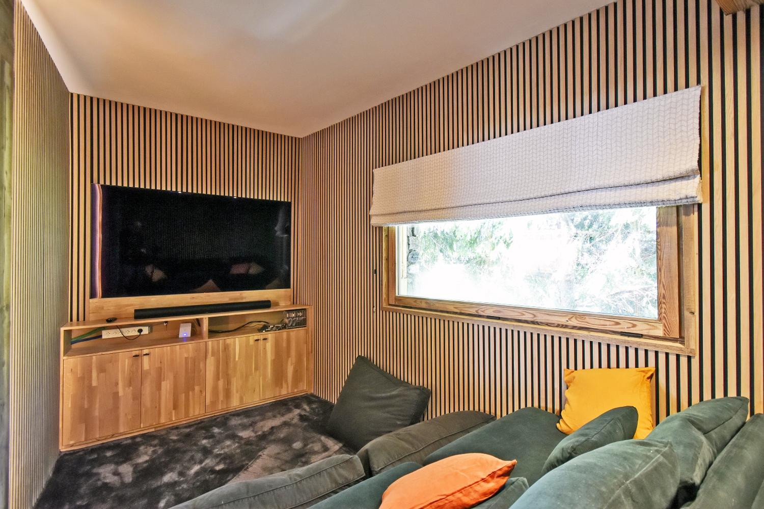 90489046-8cad-4716-bc0e-2229ad9c6c6b-1451001