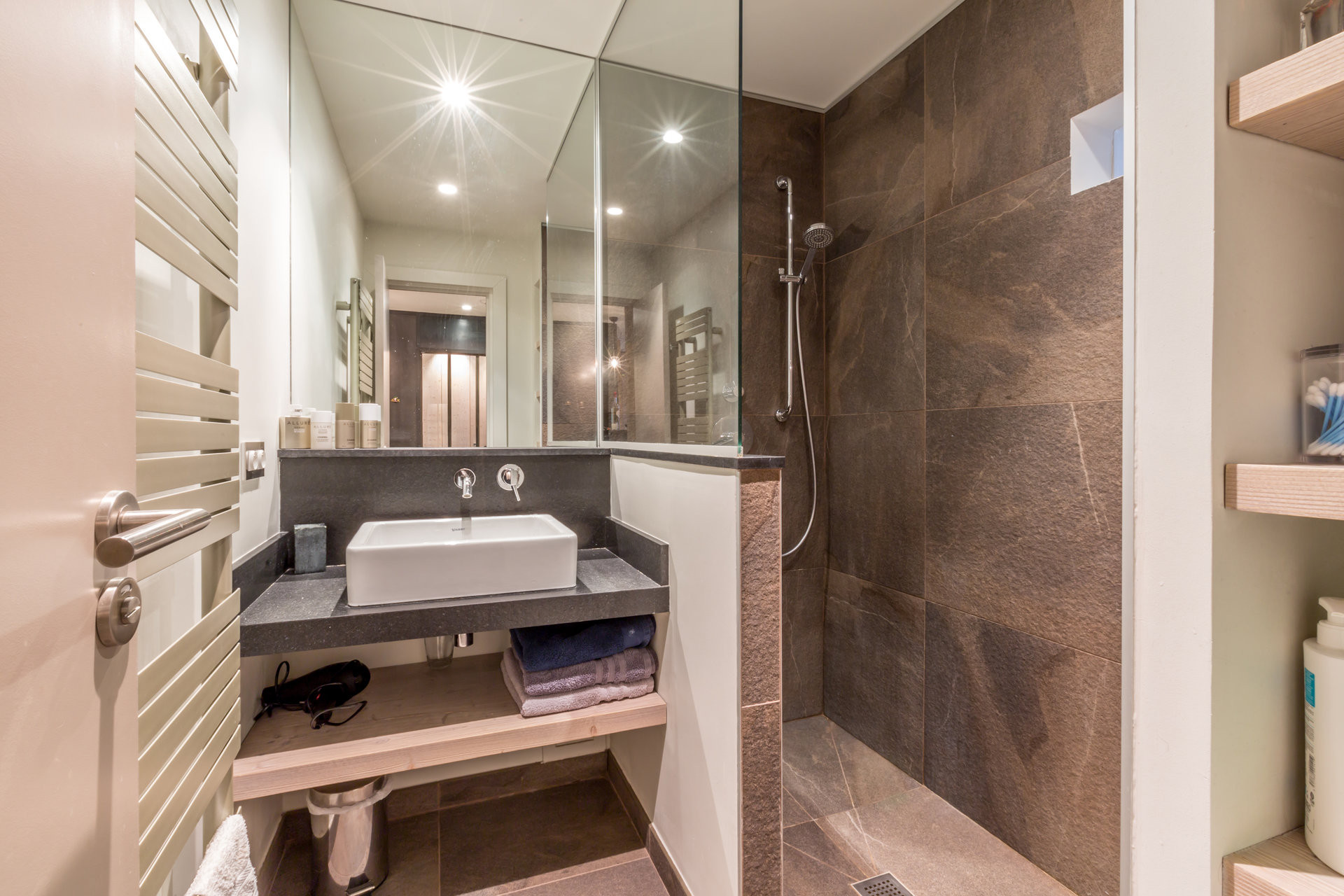 _lv_images__lot_0000020009_09_1457656