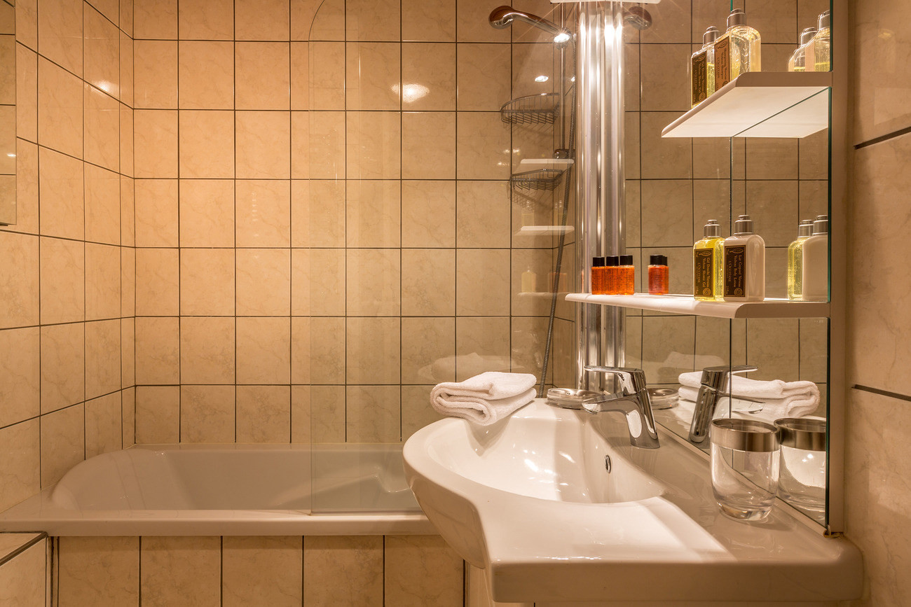 _lv_images__lot_0000030044_09_1458627