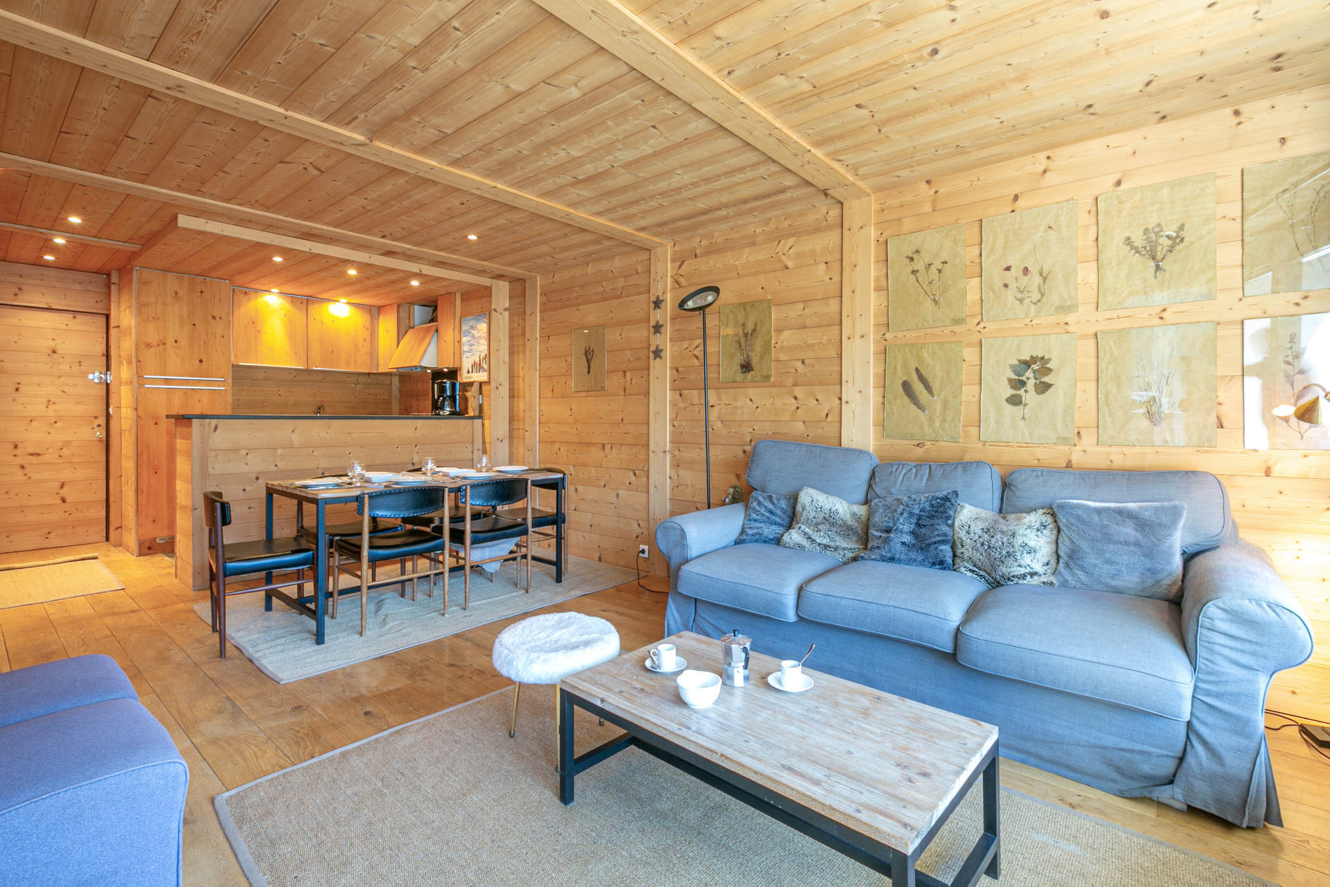 _lv_images__lot_0000100038_01_1455307