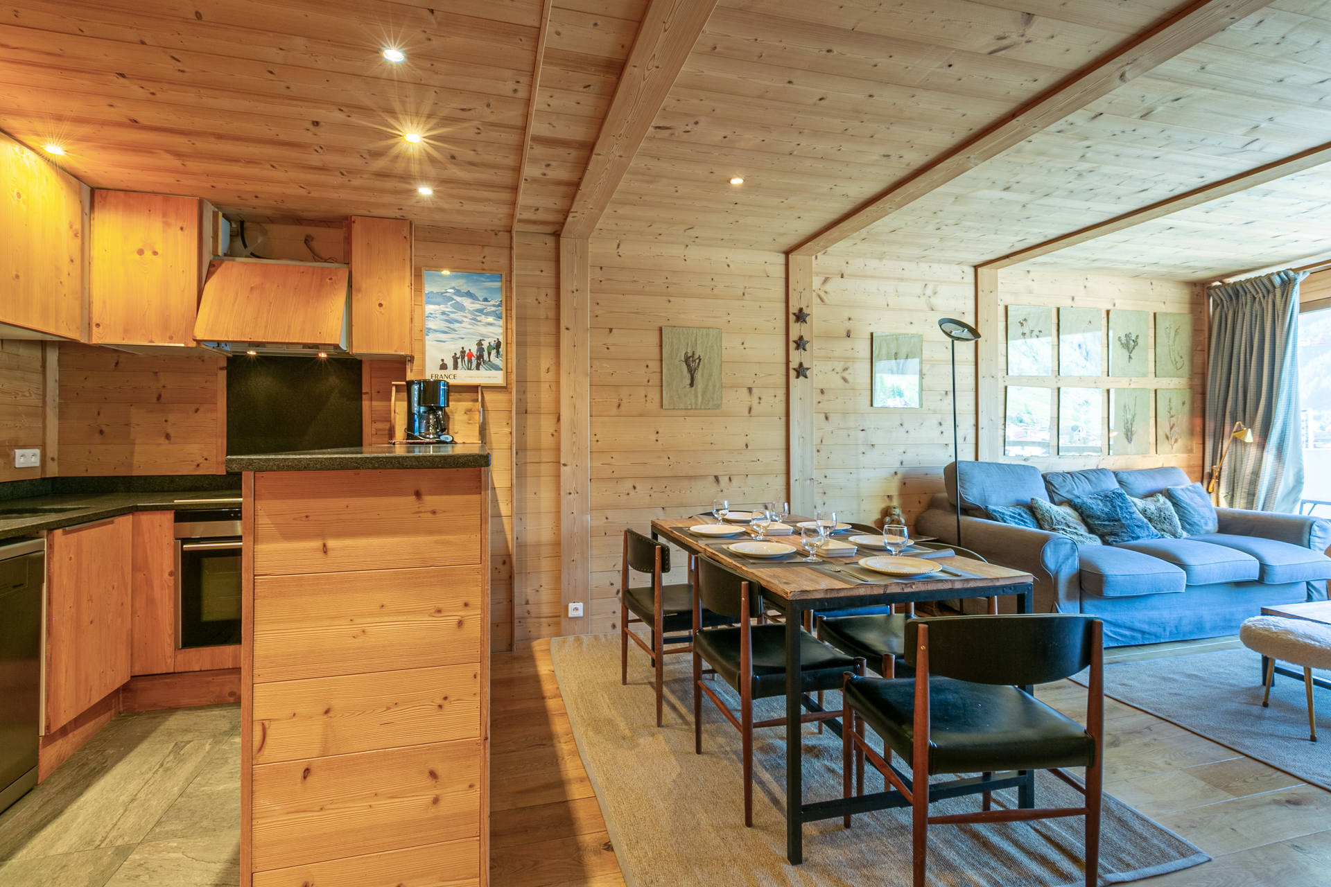 _lv_images__lot_0000100038_04_1455310