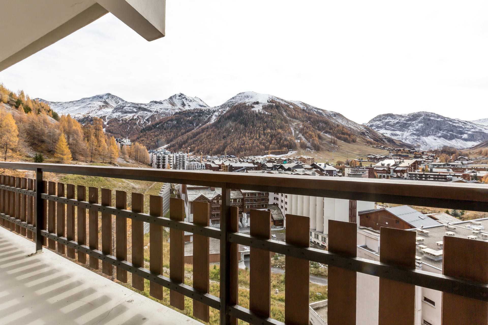 _lv_images__lot_0000100038_14_1455320