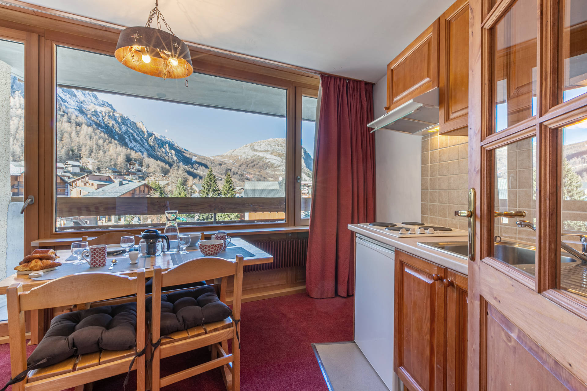 _lv_images__lot_0000110005_04_1457711