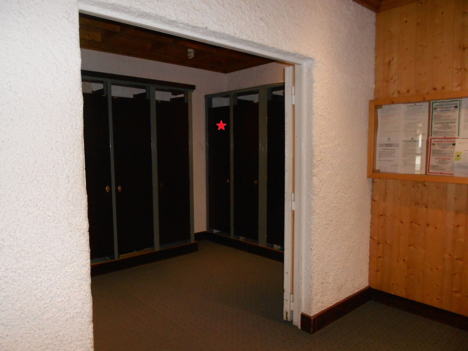 _lv_images__lot_0000110027_15_1458377