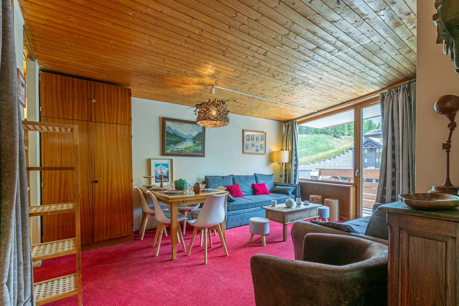 _lv_images__lot_0000110032_04_1456946