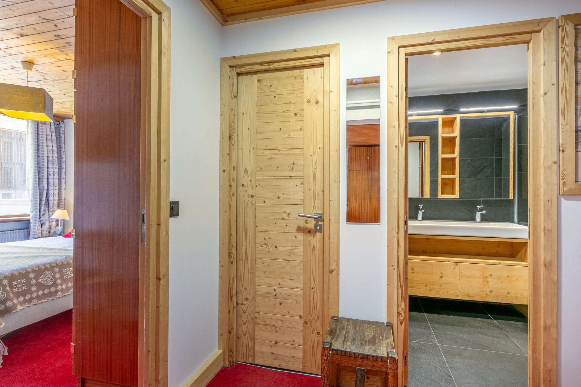 _lv_images__lot_0000110032_11_1456953