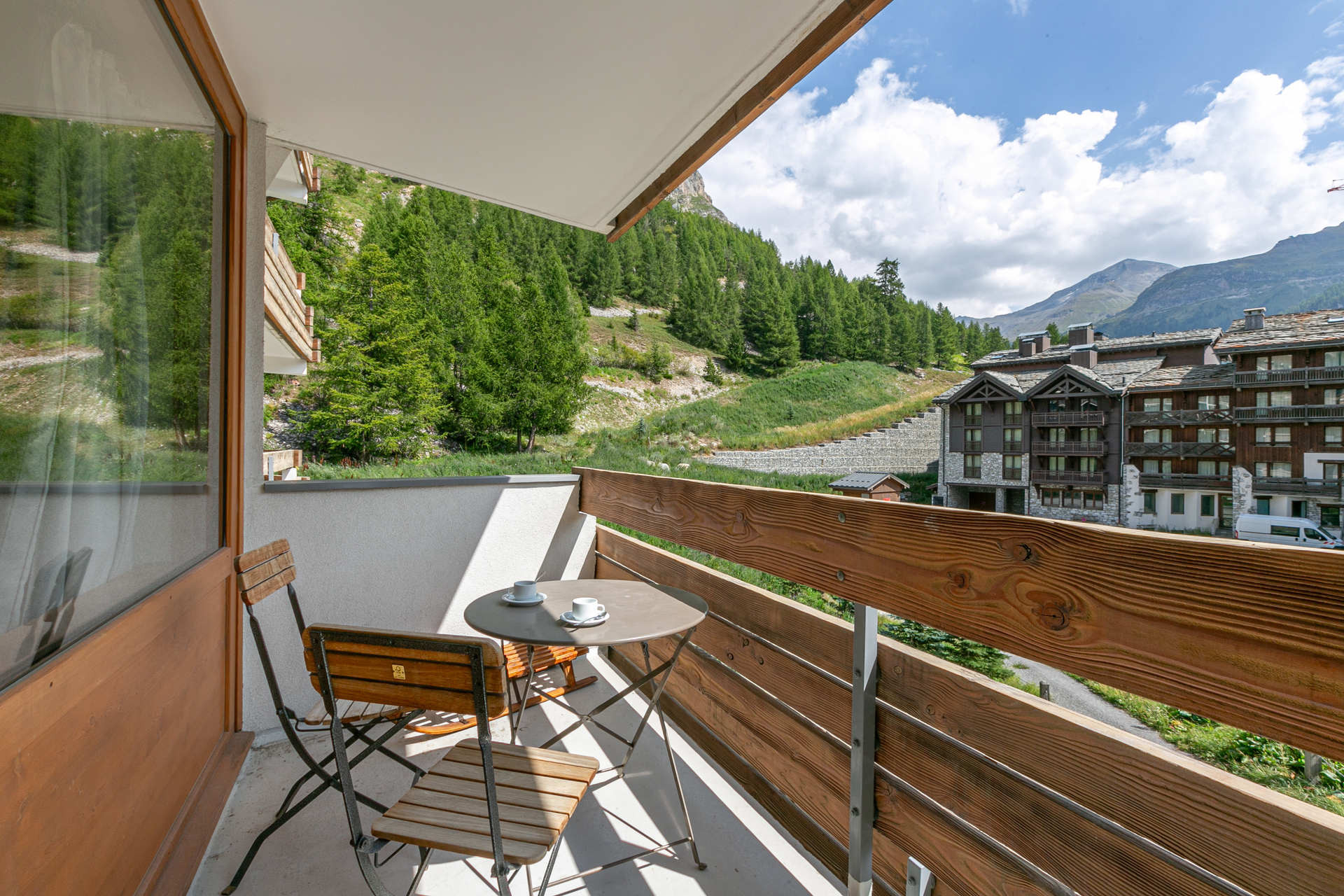 _lv_images__lot_0000110032_12_1456954