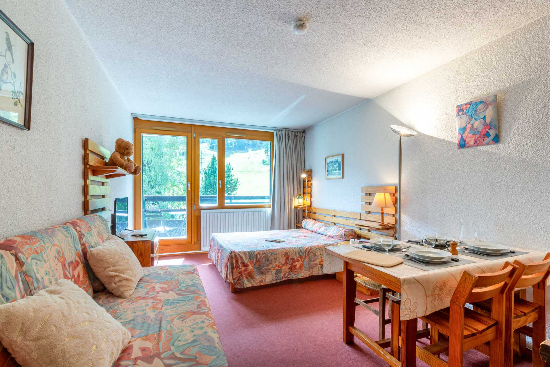 _lv_images__lot_0000120031_01_1455824