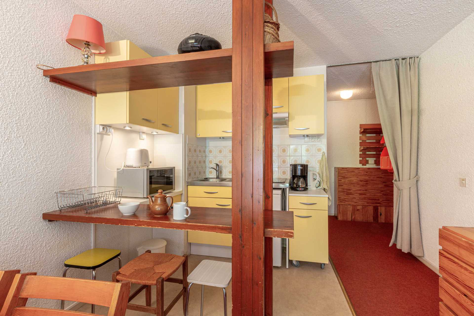 _lv_images__lot_0000120031_04_1455827