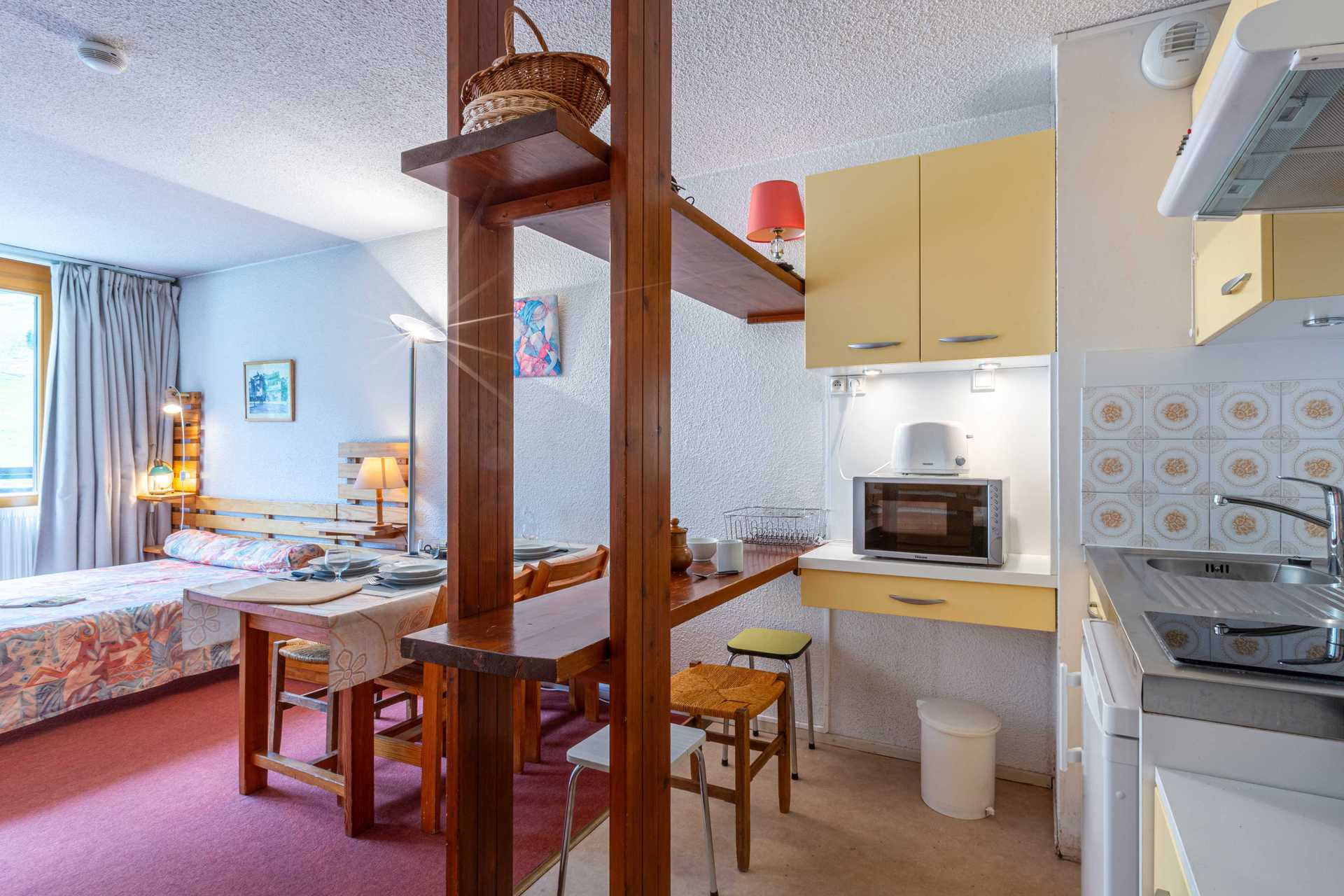 _lv_images__lot_0000120031_05_1455828