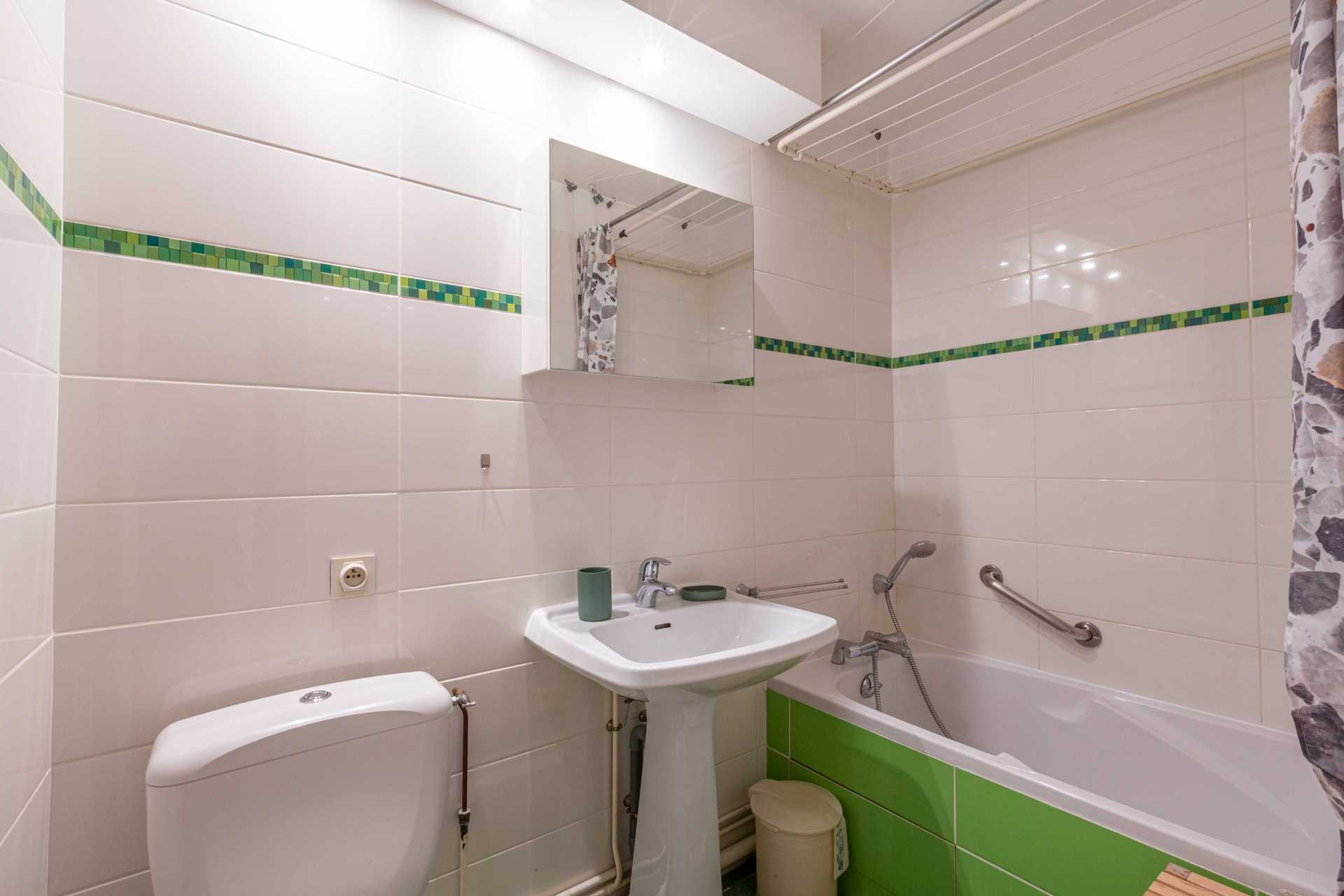 _lv_images__lot_0000120031_07_1455830