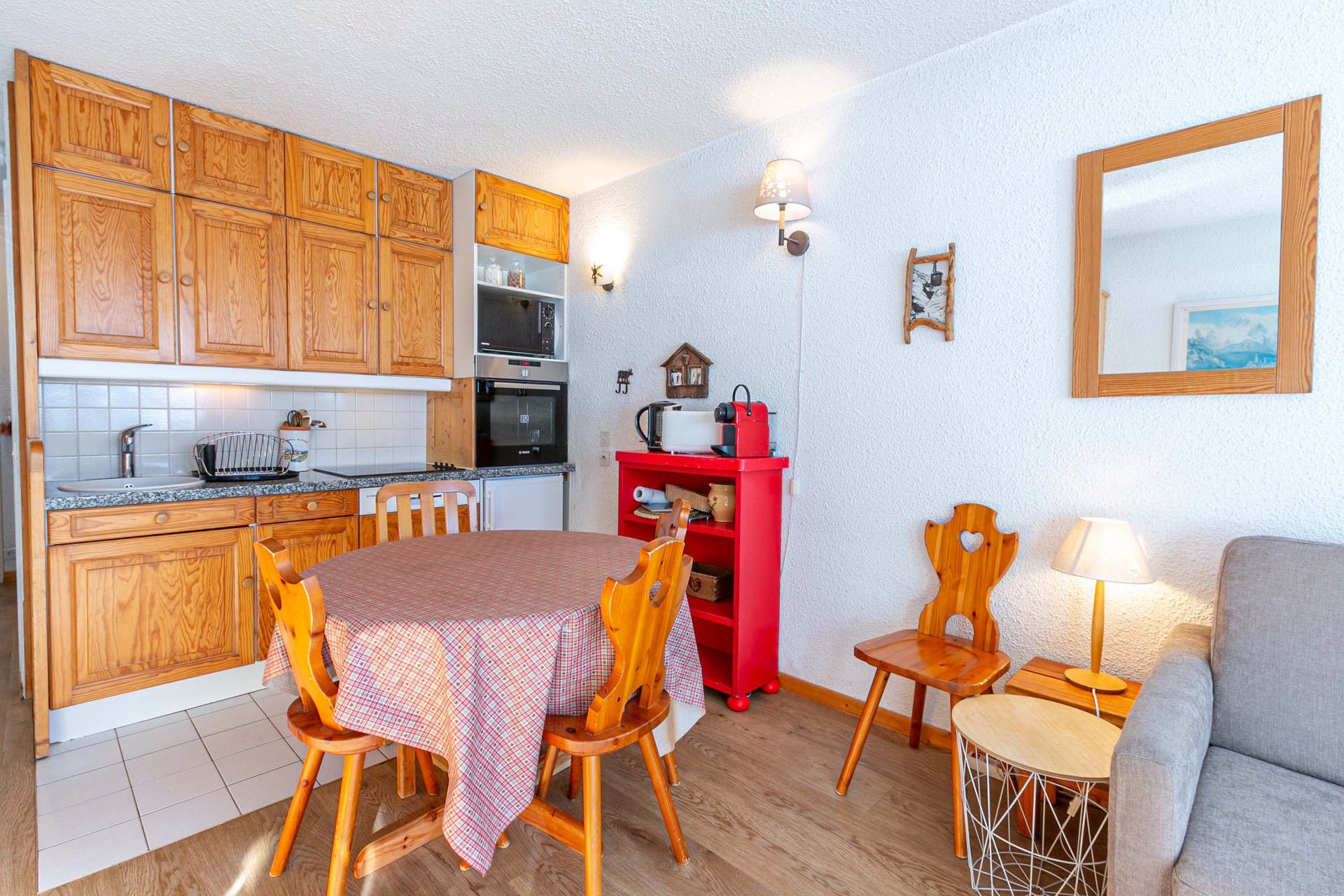 _lv_images__lot_0000120109_03_1455751