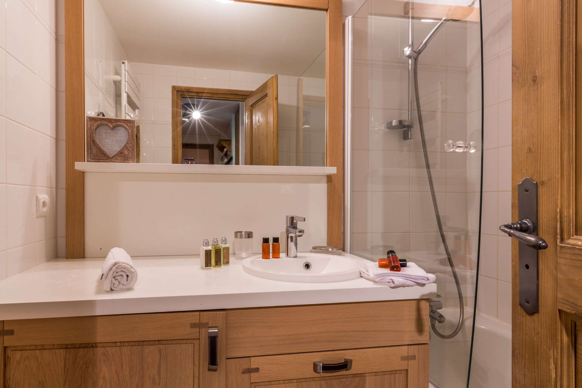 _lv_images__lot_0000140070_11_1455347