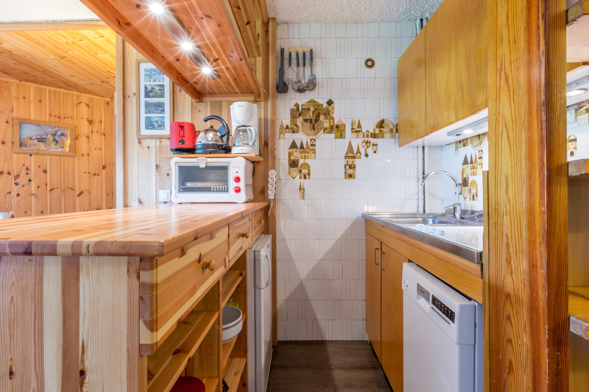 _lv_images__lot_0000140080_03_1457254