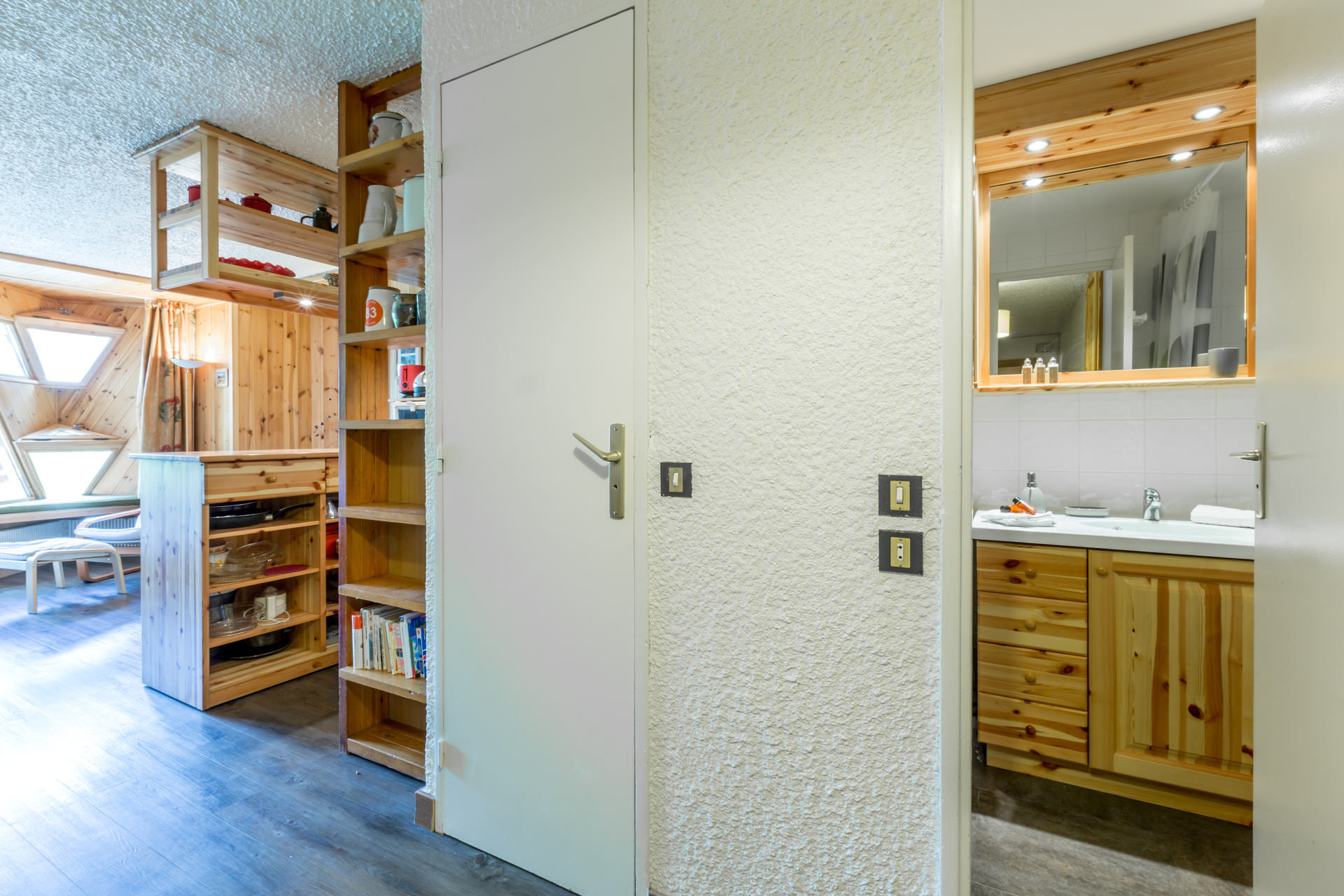 _lv_images__lot_0000140080_05_1457256