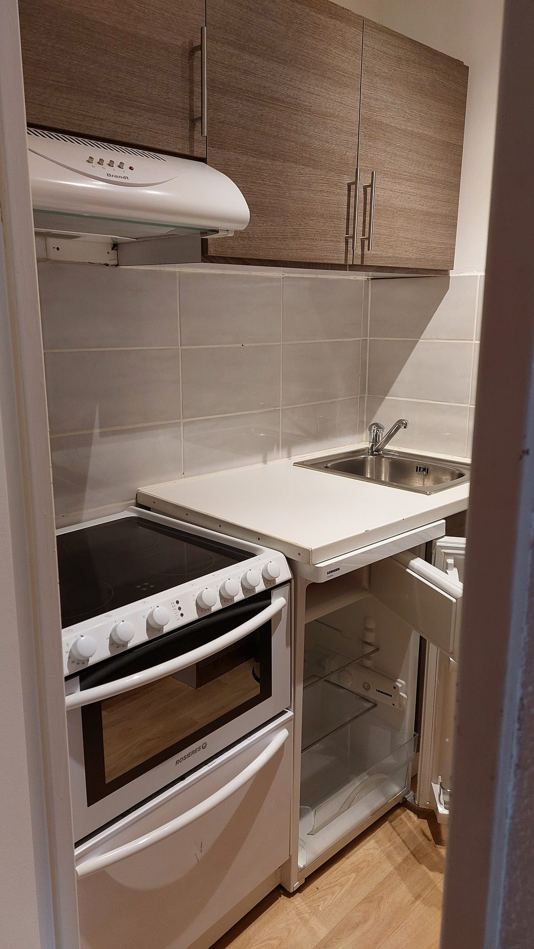 _lv_images__lot_0000180028_12_1456114