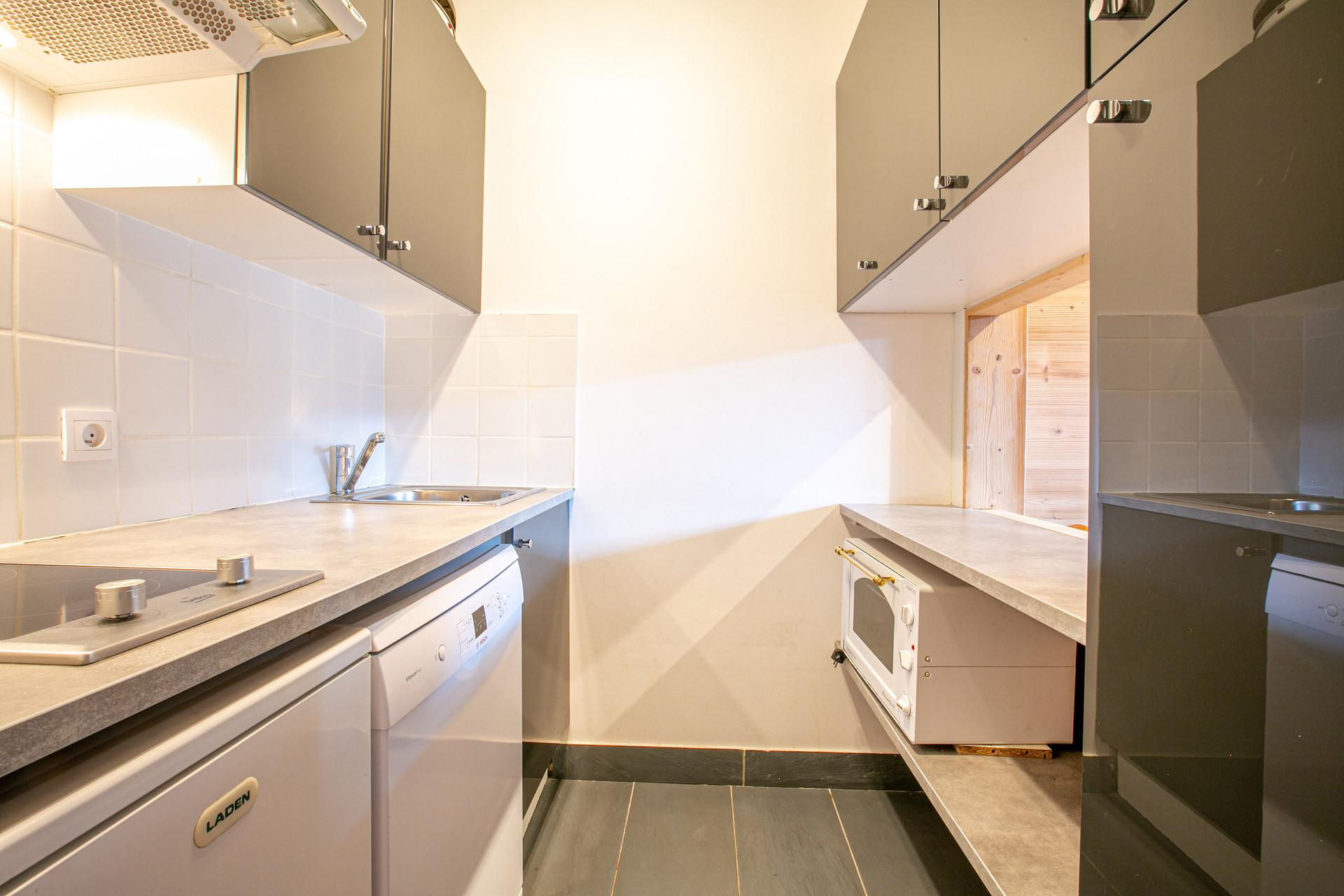 _lv_images__lot_0000200076_06_1457303