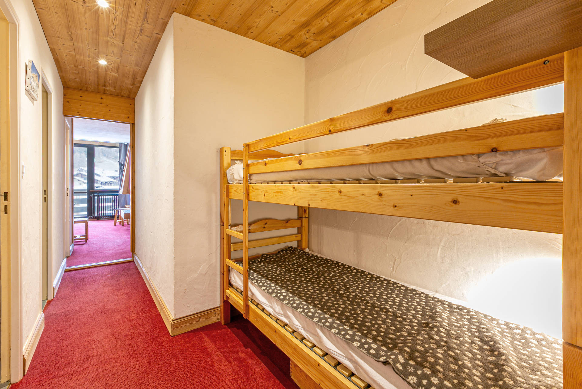 _lv_images__lot_0000200076_07_1457304