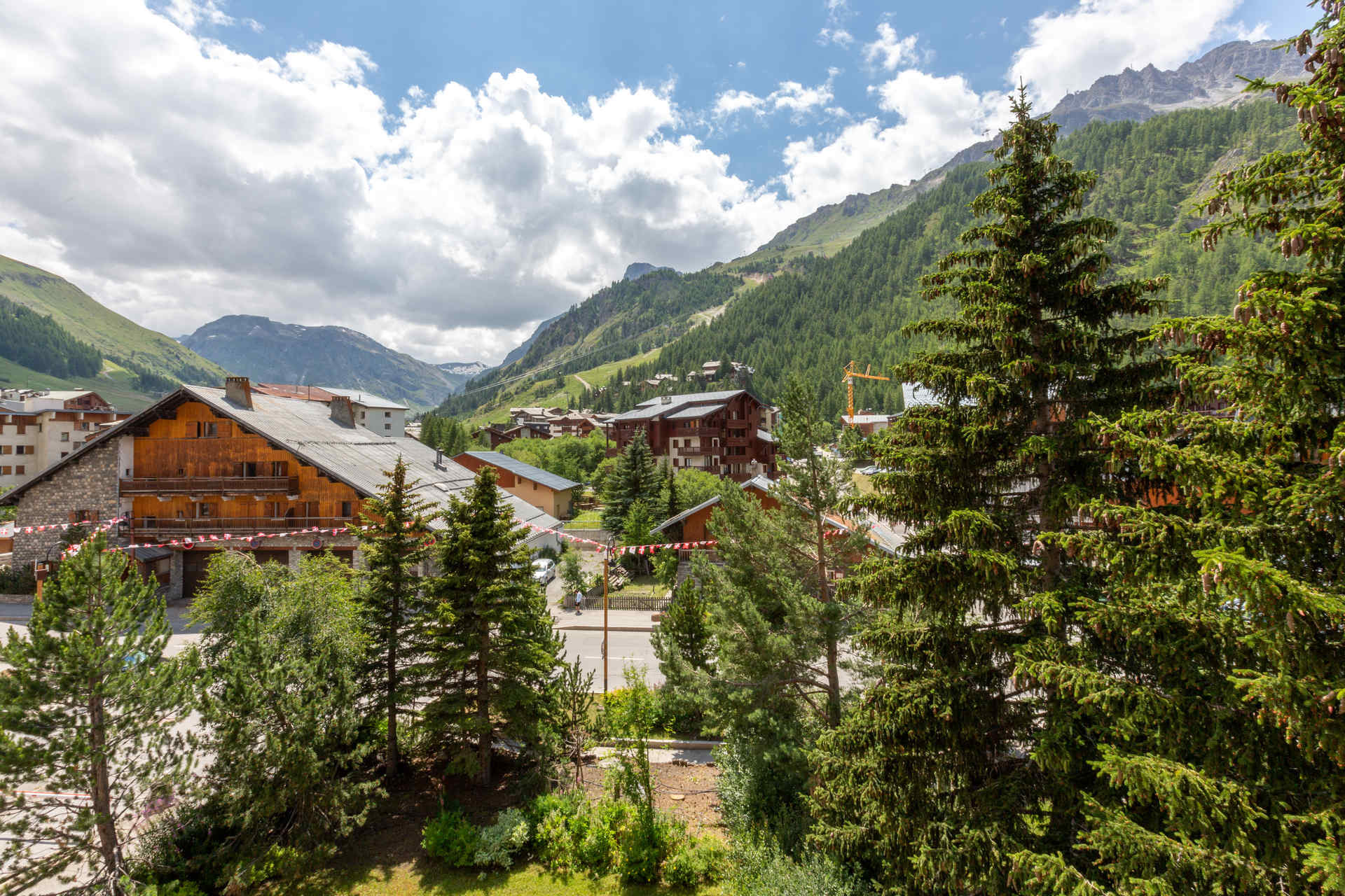 _lv_images__lot_0000210042_12_1455257