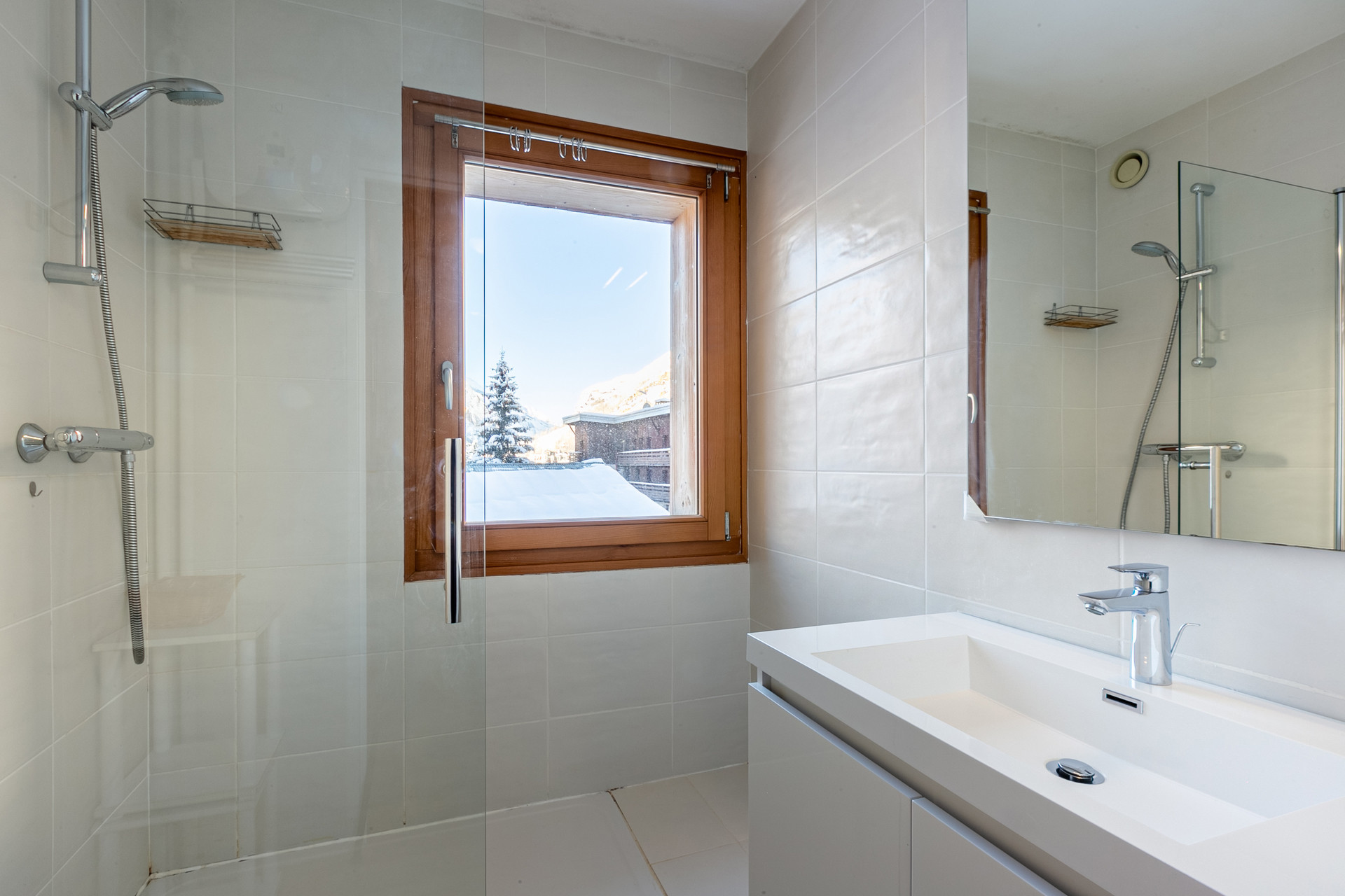 _lv_images__lot_0000220030_09_1457428