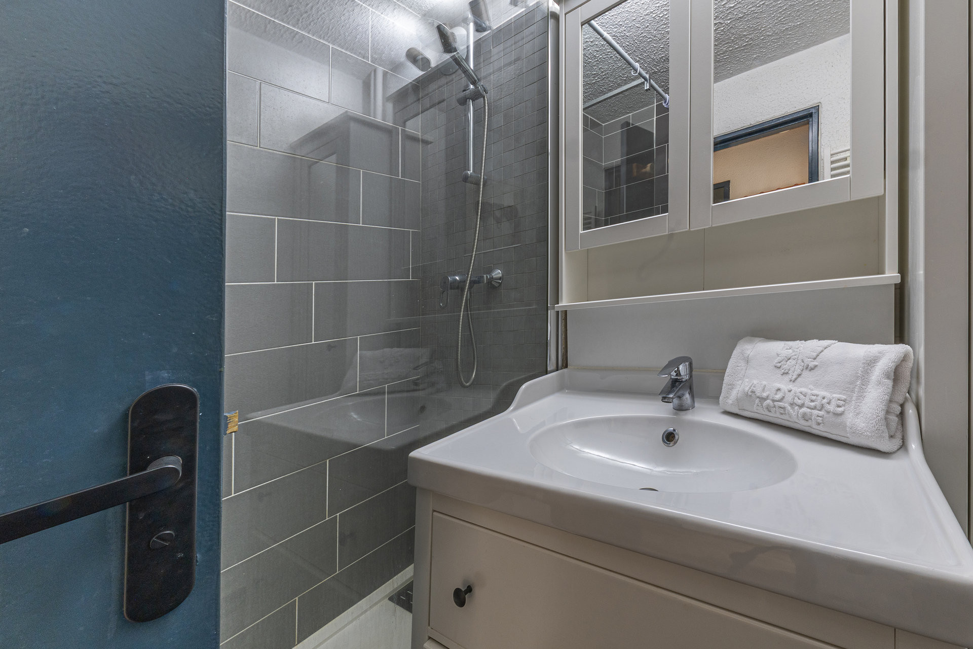 _lv_images__lot_0000240072_12_1455639