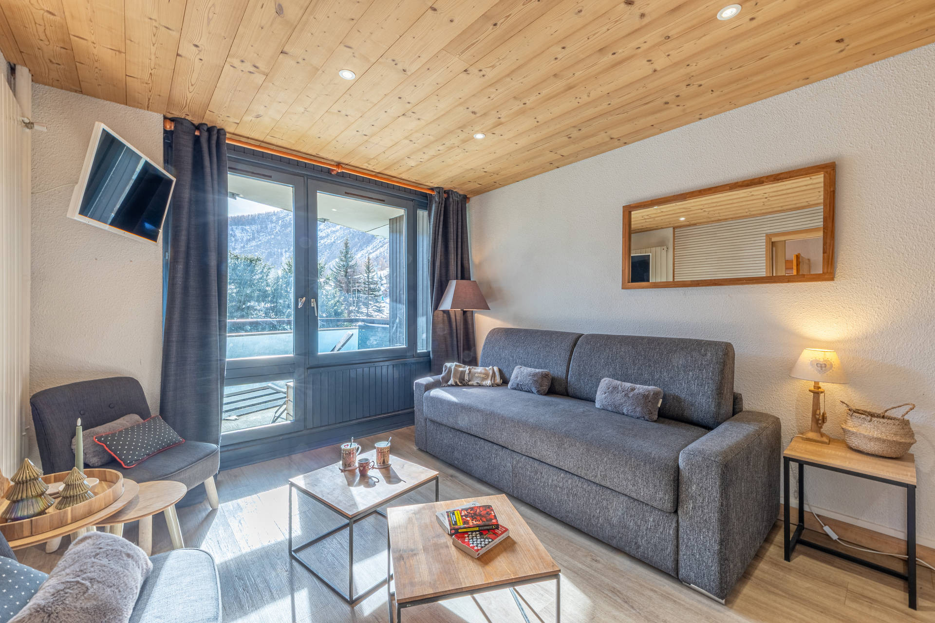 _lv_images__lot_0000240072_13_1455640