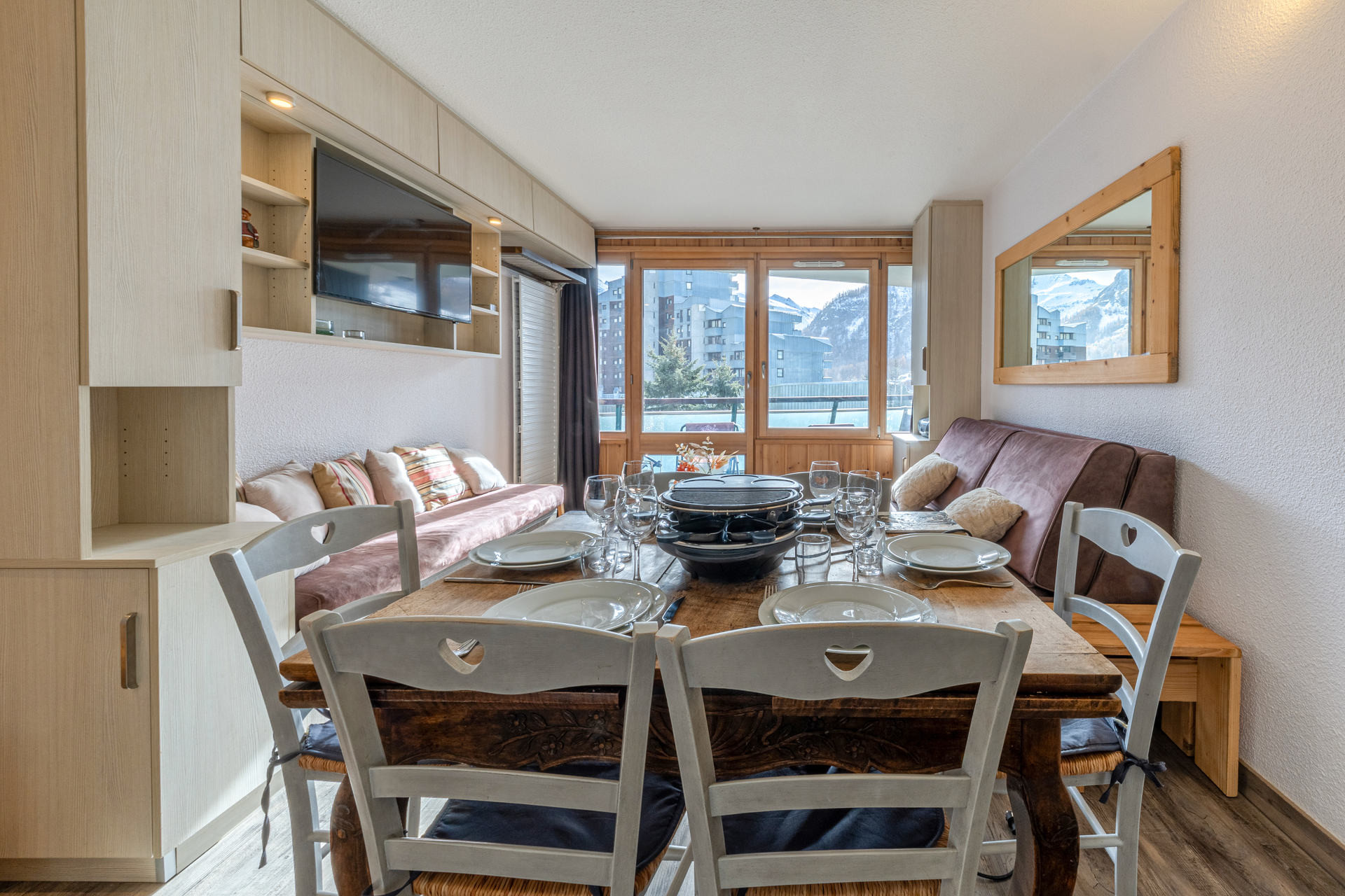 _lv_images__lot_0000240084_05_1455495