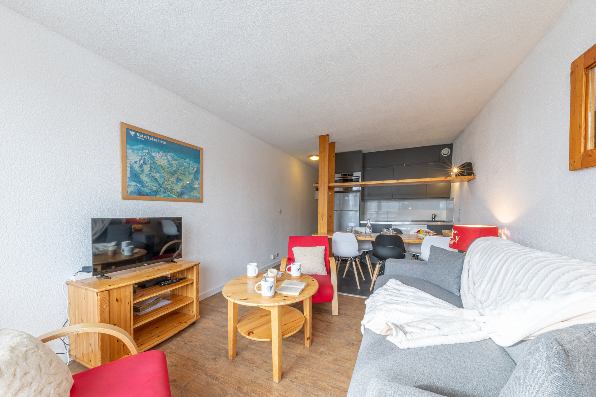 _lv_images__lot_0000240091_02_1455126