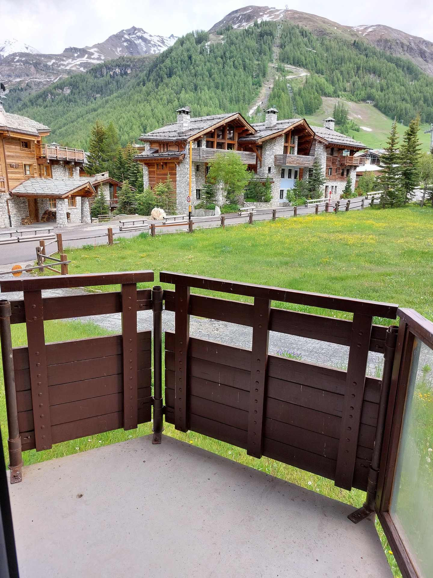 _lv_images__lot_0000250011_15_1457004