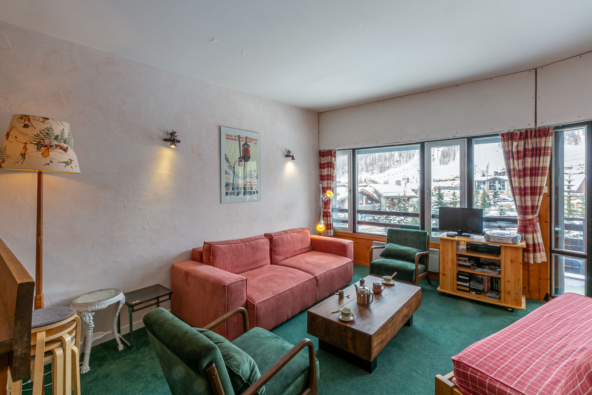 _lv_images__lot_0000250017_02_1456195