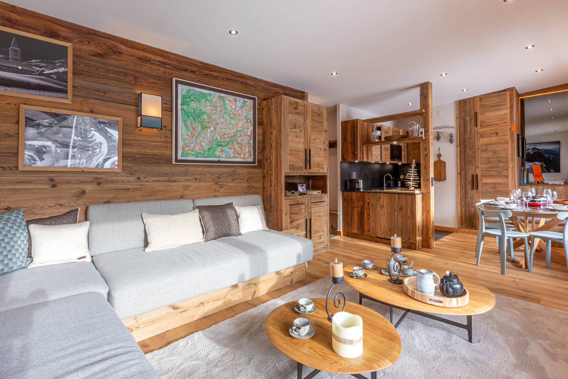 _lv_images__lot_0000280001_02_1454850