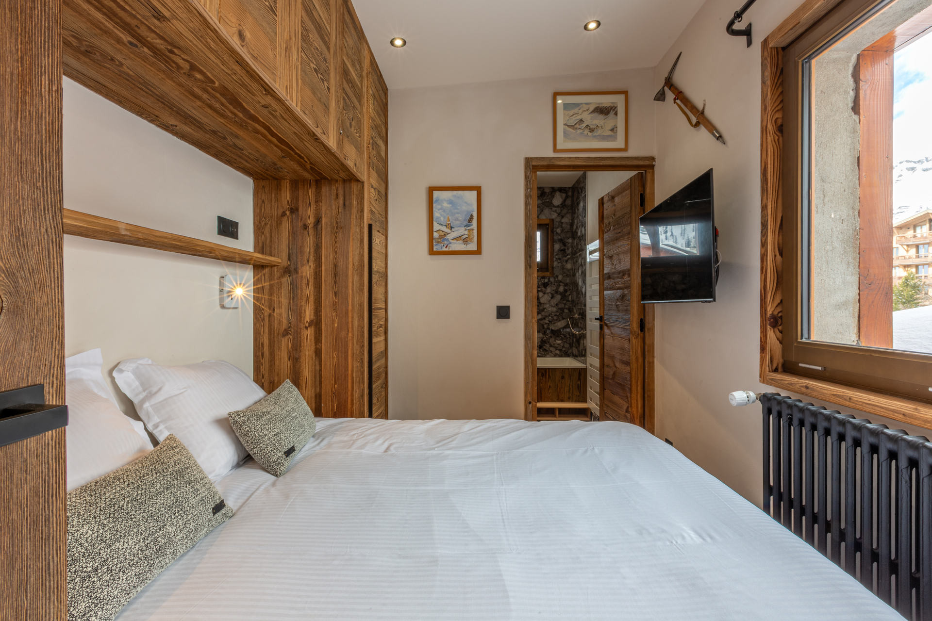 _lv_images__lot_0000280001_12_1454860