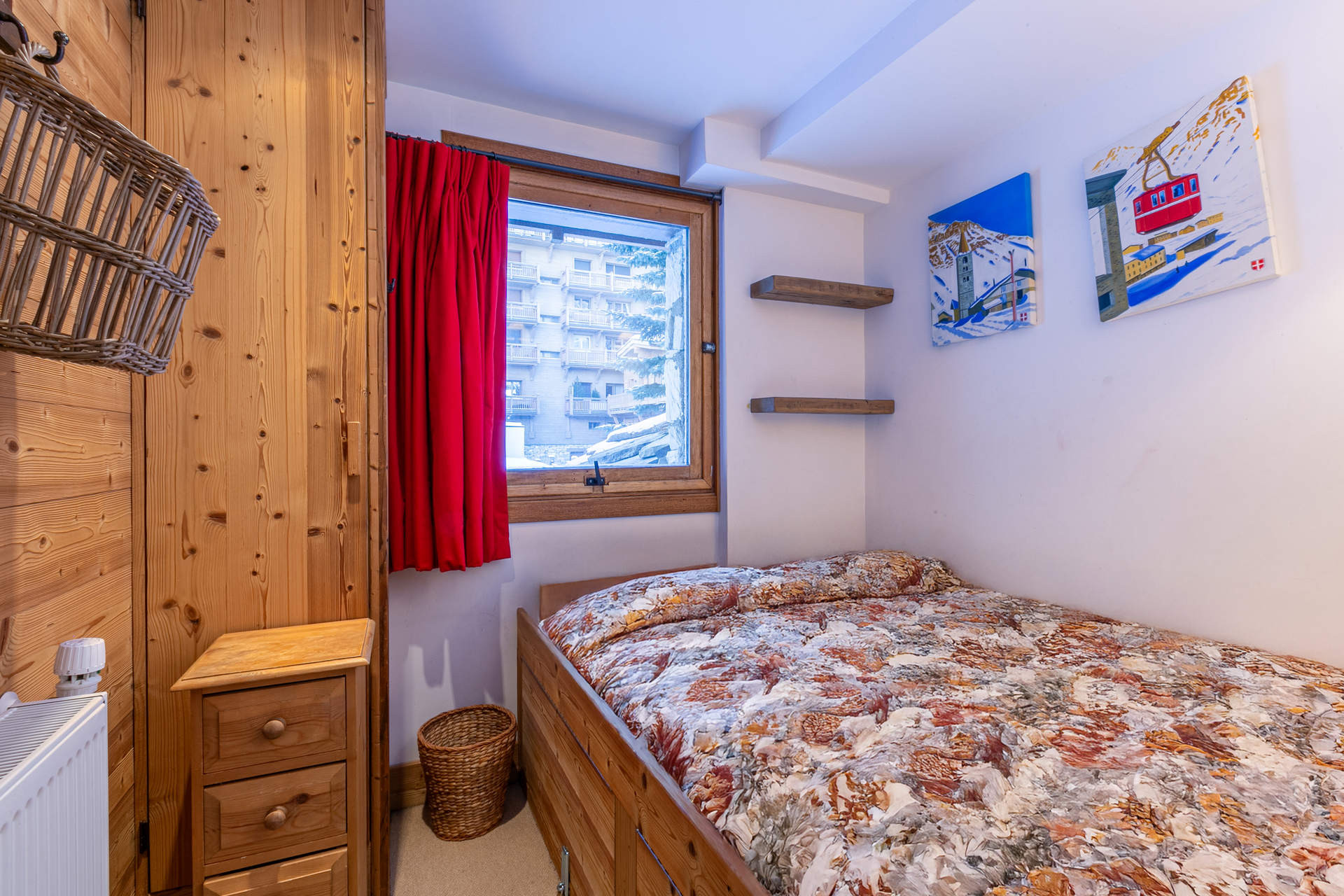 _lv_images__lot_0000280002_06_1456019