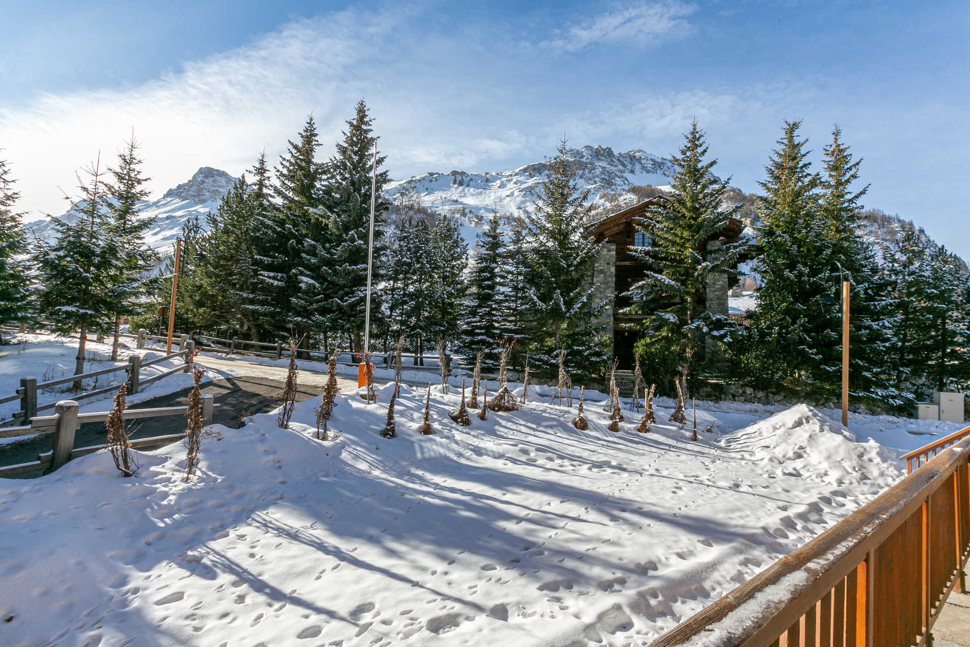 _lv_images__lot_0000280002_11_1456024