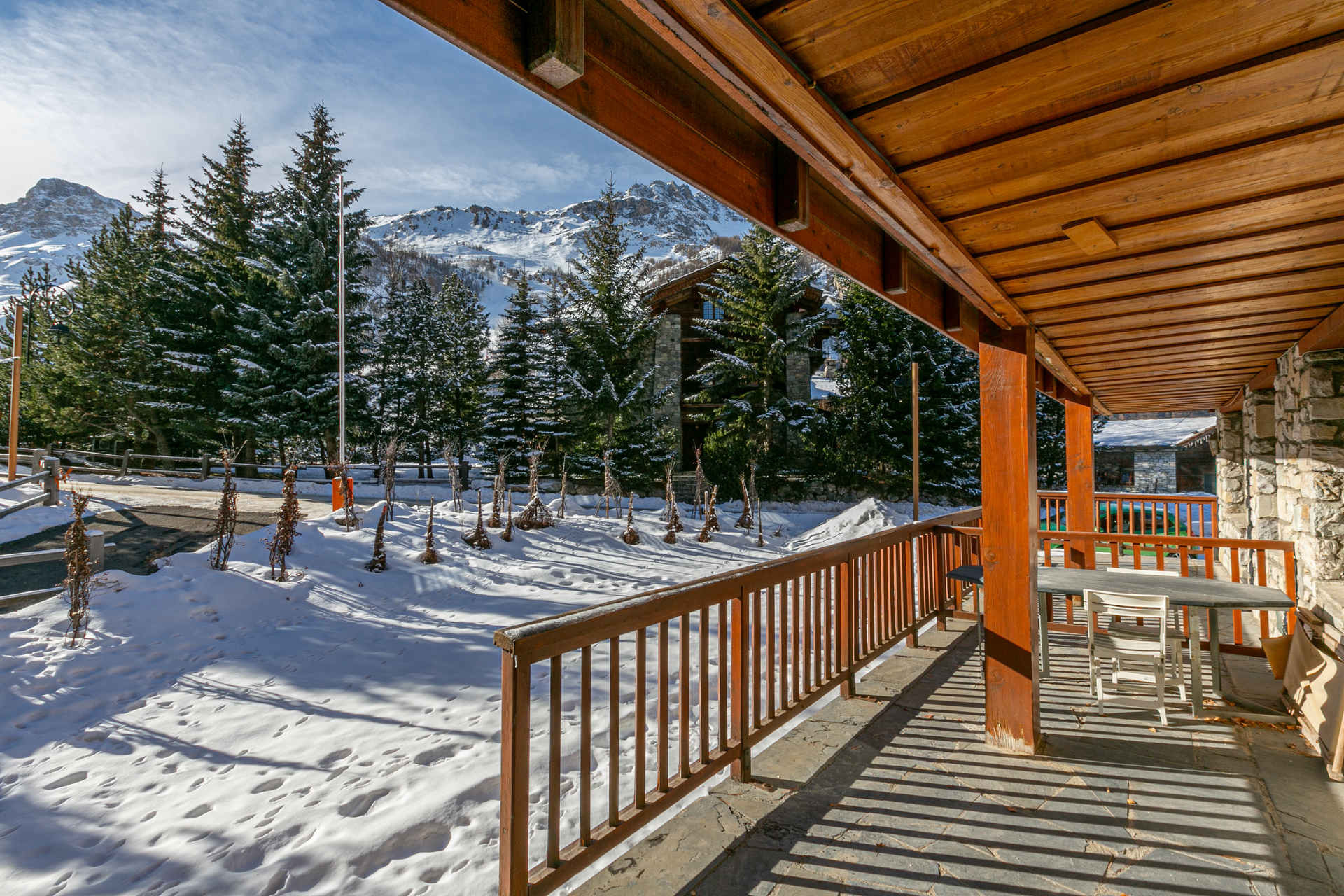 _lv_images__lot_0000280002_12_1456025